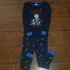 The Children's Place 5t pajama set. Mom super hero